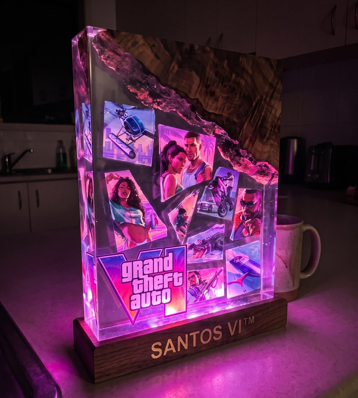 Santos VI LED resin lamp, The Cover design, lit in a dark room